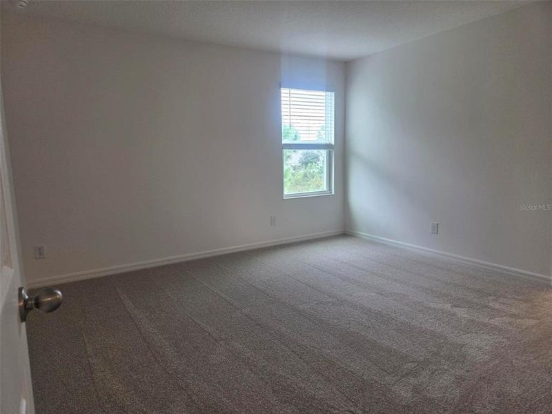 Spacious, unfurnished interior of a new home in Preservation Pointe, Davenport (Image 10).
