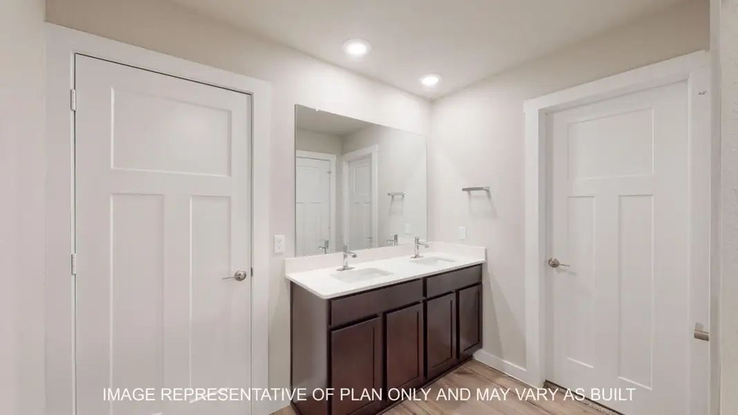 Furnished interior view inside a new home in Turnbo Ranch, Killeen (Image 10).