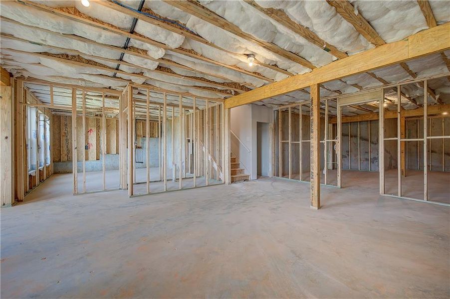 Spacious, unfurnished interior of a new home in Cooper Park, McDonough (Image 30).