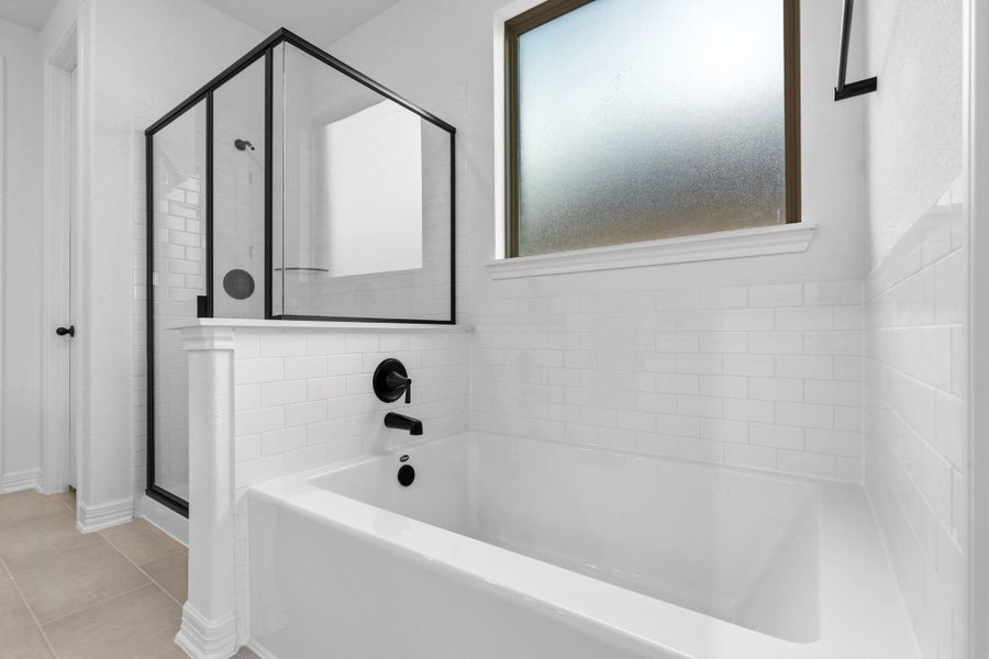 Furnished interior view inside a new home in Brookewater, Rosenberg (Image 16).