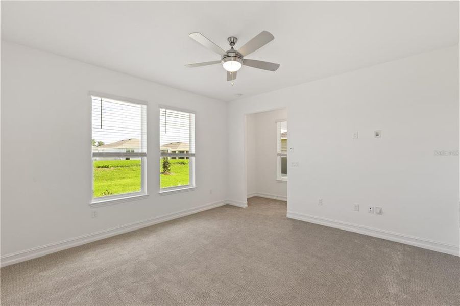 Spacious, unfurnished interior of a new home in Ocala Preserve, Ocala (Image 19).