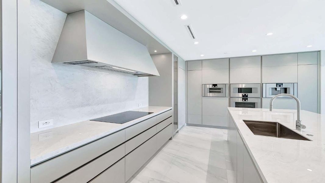 220 SE Mizner Blvd #822 (6)