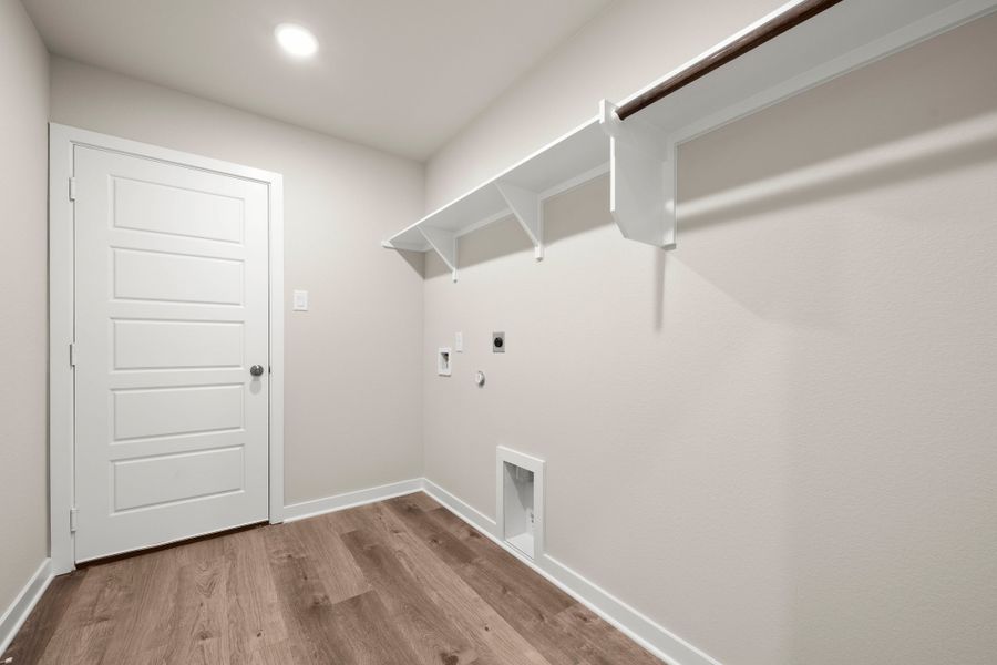 Spacious, unfurnished interior of a new home in The Village at Elm Creek, Troy (Image 9). Spacious, unfurnished interior of a new home in The Village at Elm Creek, Troy (Image 9).