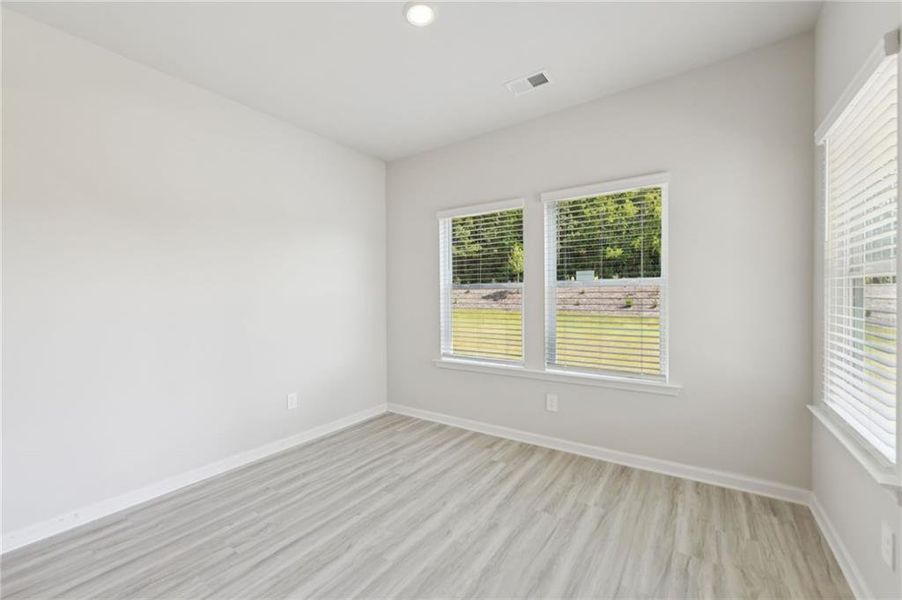 Spacious, unfurnished interior of a new home in Avalon - Reserve Series, Conyers (Image 16).