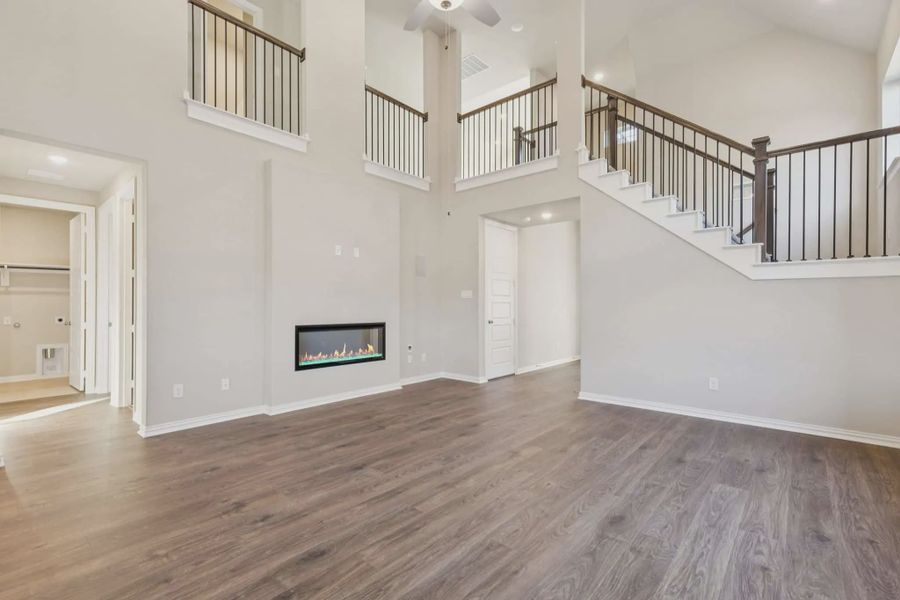 Spacious, unfurnished interior of a new home in Summer Crest, Crowley (Image 16). Spacious, unfurnished interior of a new home in Summer Crest, Crowley (Image 16).
