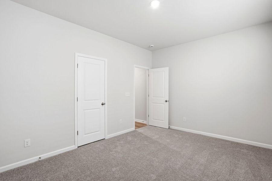 Spacious, unfurnished interior of a new home in Westfall, Gastonia (Image 21).