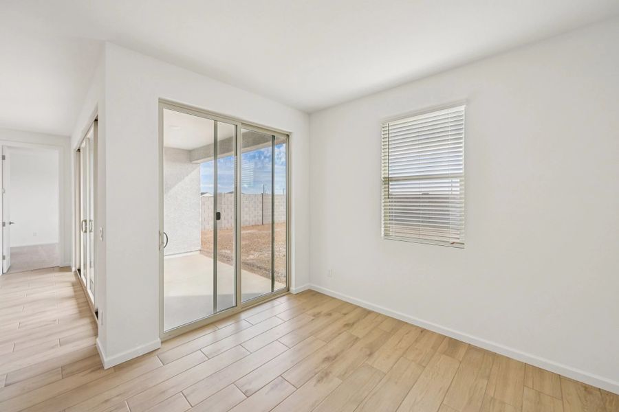 Representative images and renderings are for illustrative purposes. Actual structural options and design finishes of home may vary. Representative images and renderings are for illustrative purposes. Actual structural options and design finishes of home may vary.