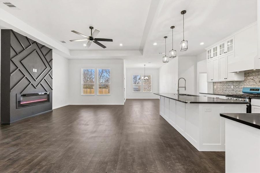 Spacious, unfurnished interior of a new home in , Dallas (Image 24). Spacious, unfurnished interior of a new home in , Dallas (Image 24).