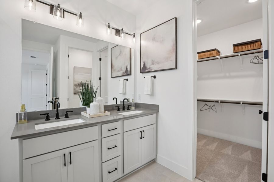 Representative furnished interior of a home built from the Elizabeth by Risewell Homes in Novel, Austin (Image 13).