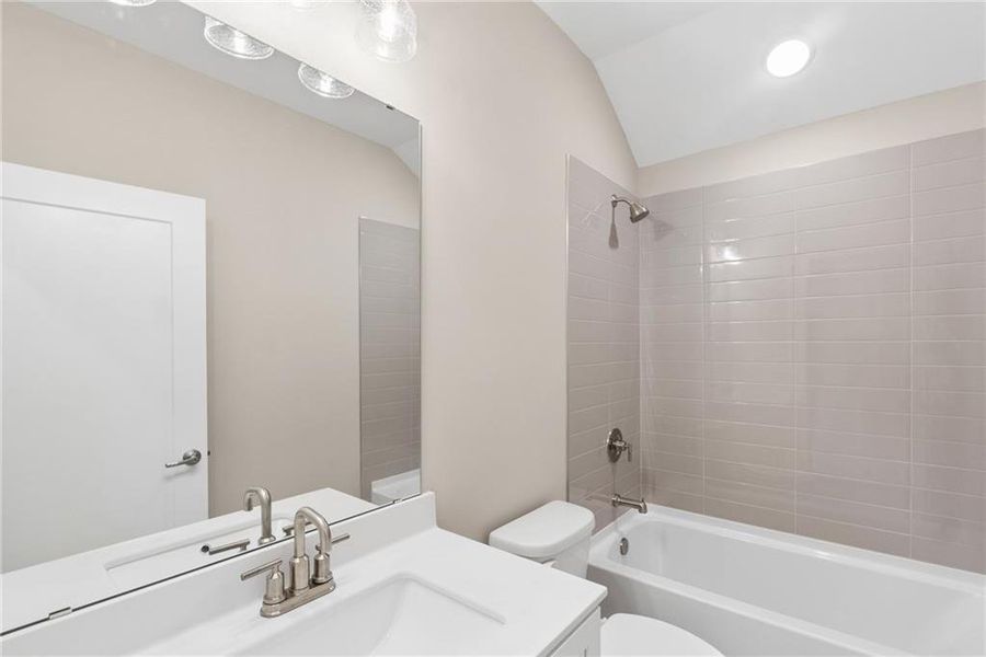 Furnished interior view inside a new home in Old Mill Preserve, Dallas (Image 6).