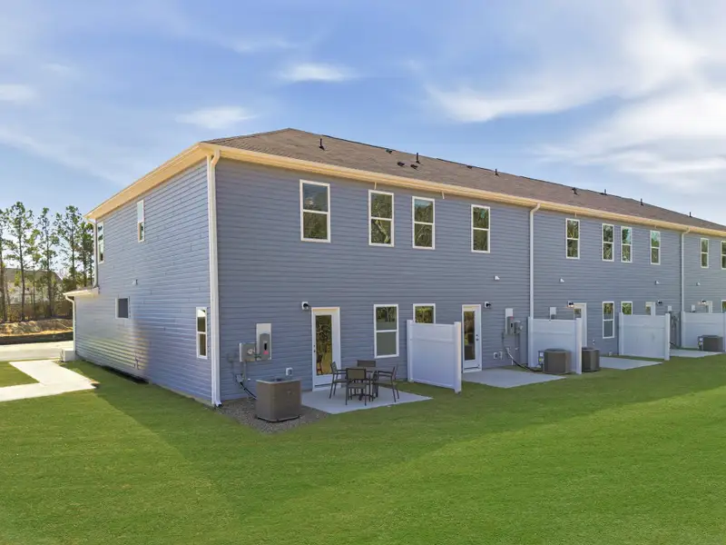 596 Sandy Hollow Dr, Jacksonville, NC.  - Slide 3