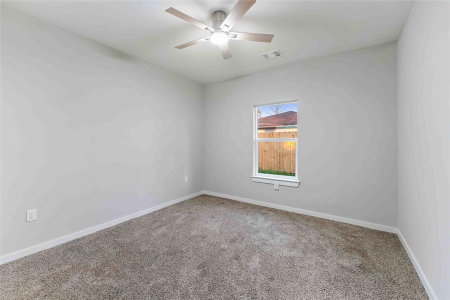 Spacious, unfurnished interior of a new home in , Pasadena (Image 18).