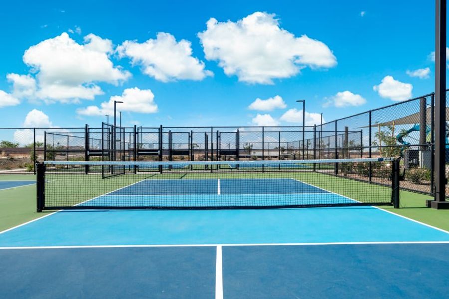 Community amenities in Hawes Crossing, Mesa (Image 40).