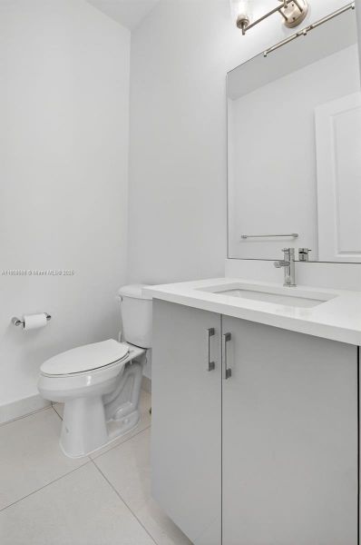 Furnished interior view inside a new home in , Boynton Beach (Image 20).