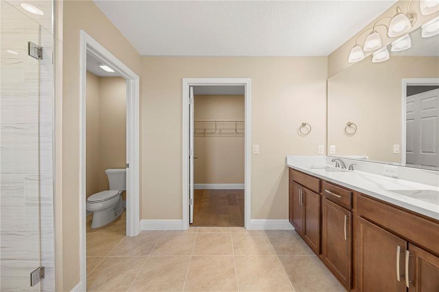 Furnished interior view inside a new home in , Groveland (Image 10).