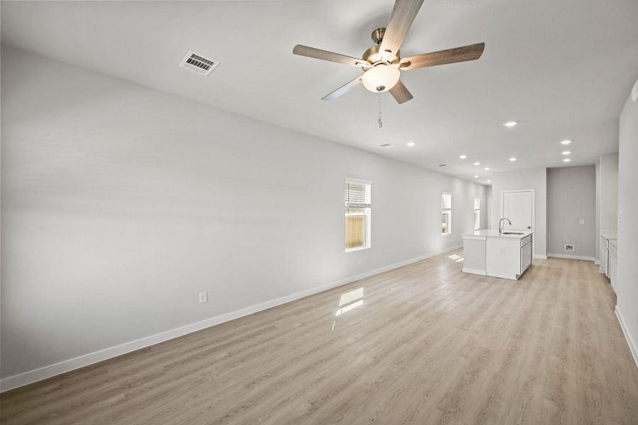 Spacious, unfurnished interior of a new home in Northpark South, Porter (Image 23). Spacious, unfurnished interior of a new home in Northpark South, Porter (Image 23).