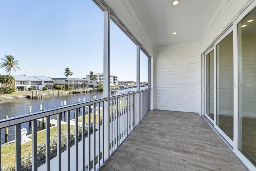 Exterior details and patio area of a home in Seahaven, Punta Gorda (Image 30).