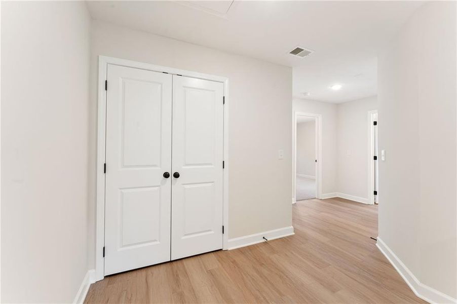 Spacious, unfurnished interior of a new home in Wildwood Place, Powder Springs (Image 32).