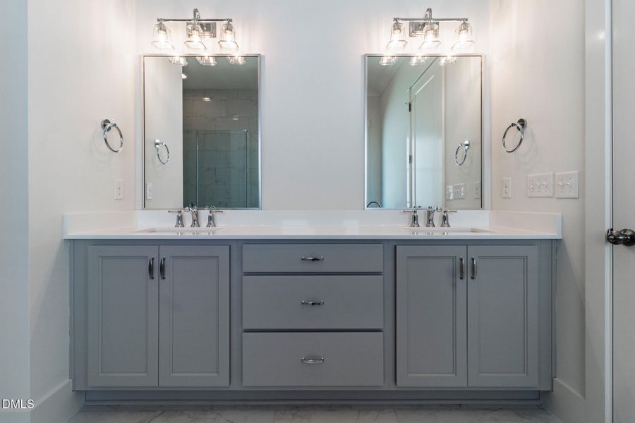 1529_SALEM CHURCH_INTERIOR_37