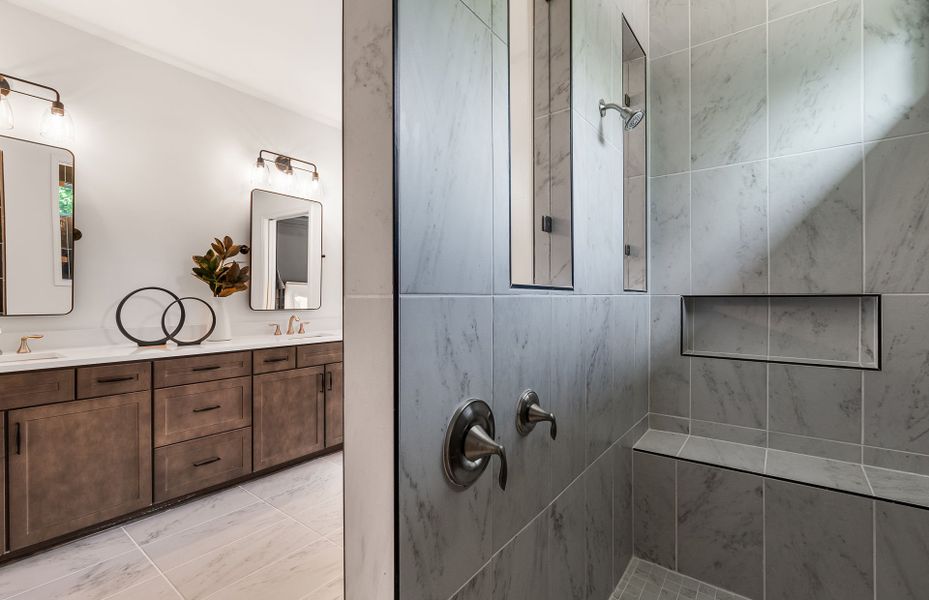 Owner's Bath Owner's Bath