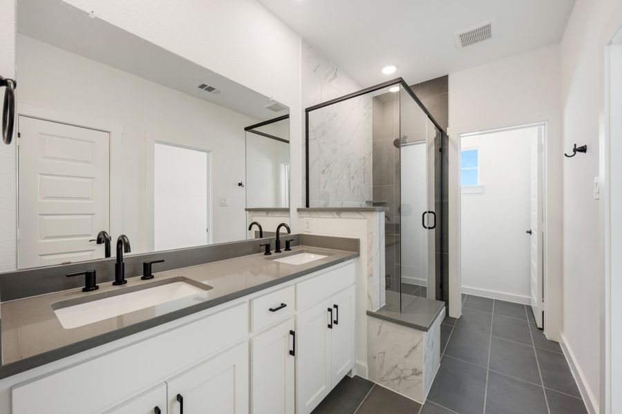 Furnished interior view inside a new home in Woodbridge Townhomes, Wylie (Image 17).