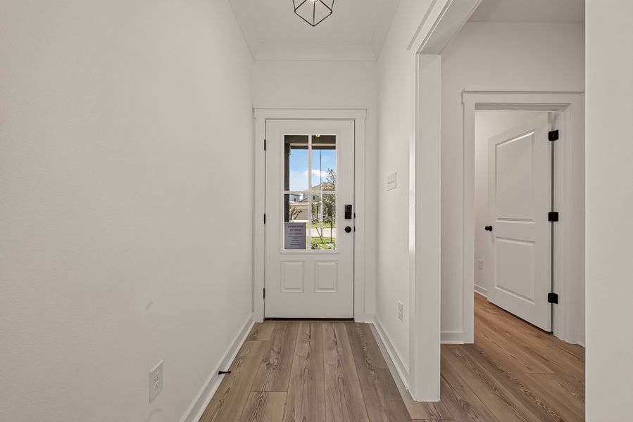 Spacious, unfurnished interior of a new home in Aldeana, Bonney (Image 19).