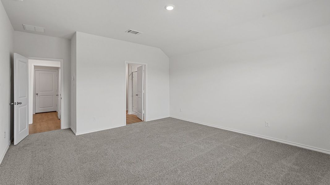 Spacious, unfurnished interior of a new home in Waverly Estates, Josephine (Image 29).