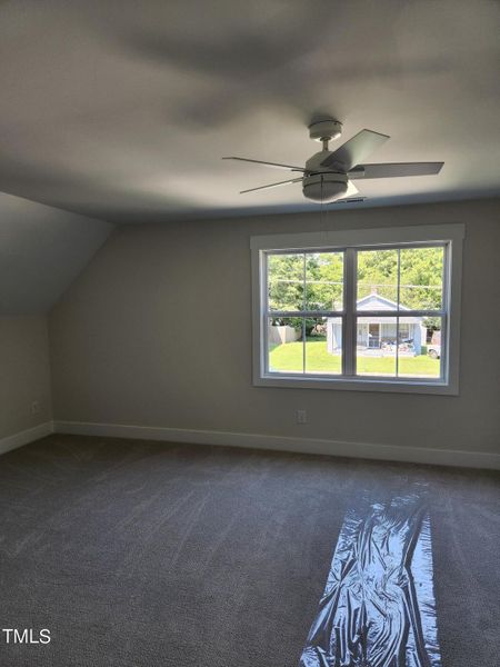 UPSTAIRS BEDROOM