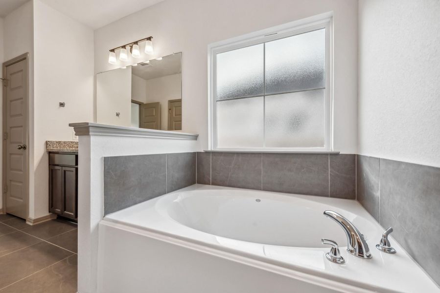 Image 33 of a home in .