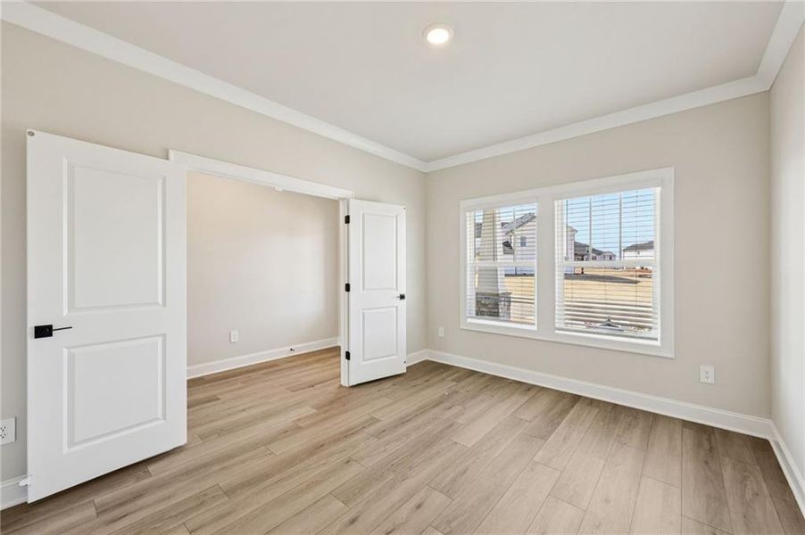 Spacious, unfurnished interior of a new home in River Pointe, Monroe (Image 25).