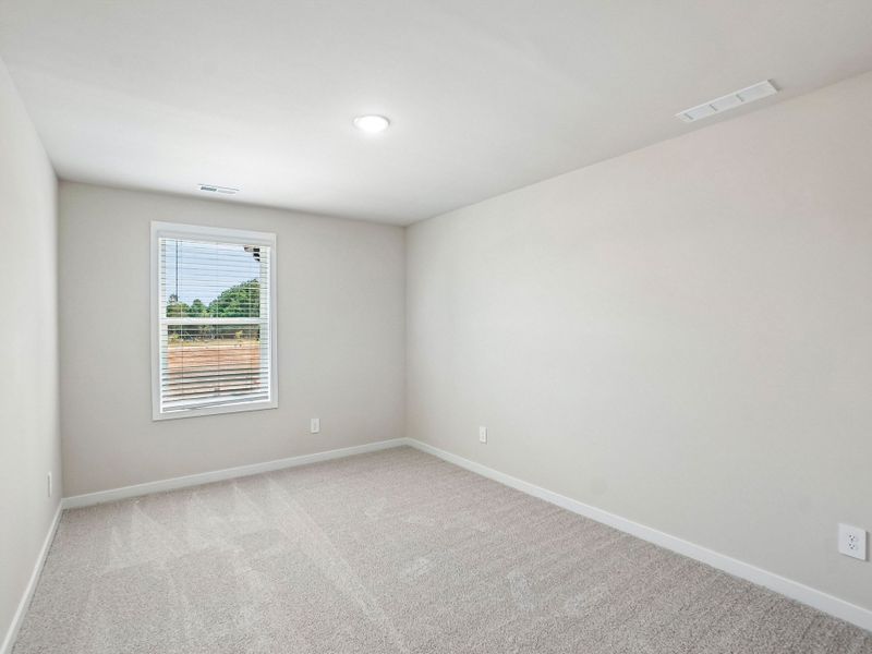 Spacious, unfurnished interior of a new home in Watkins Glen, Raleigh (Image 18).