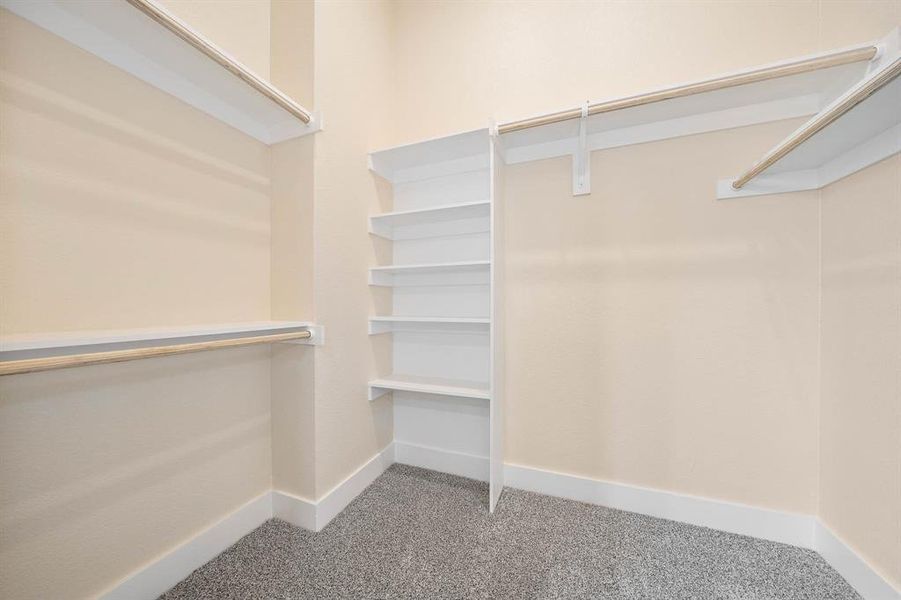 Spacious, unfurnished interior of a new home in , Whitney (Image 18).