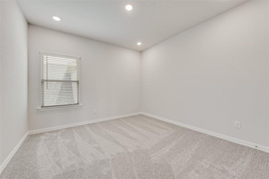 Spacious, unfurnished interior of a new home in Villages of Hurricane Creek, Anna (Image 29). Spacious, unfurnished interior of a new home in Villages of Hurricane Creek, Anna (Image 29).