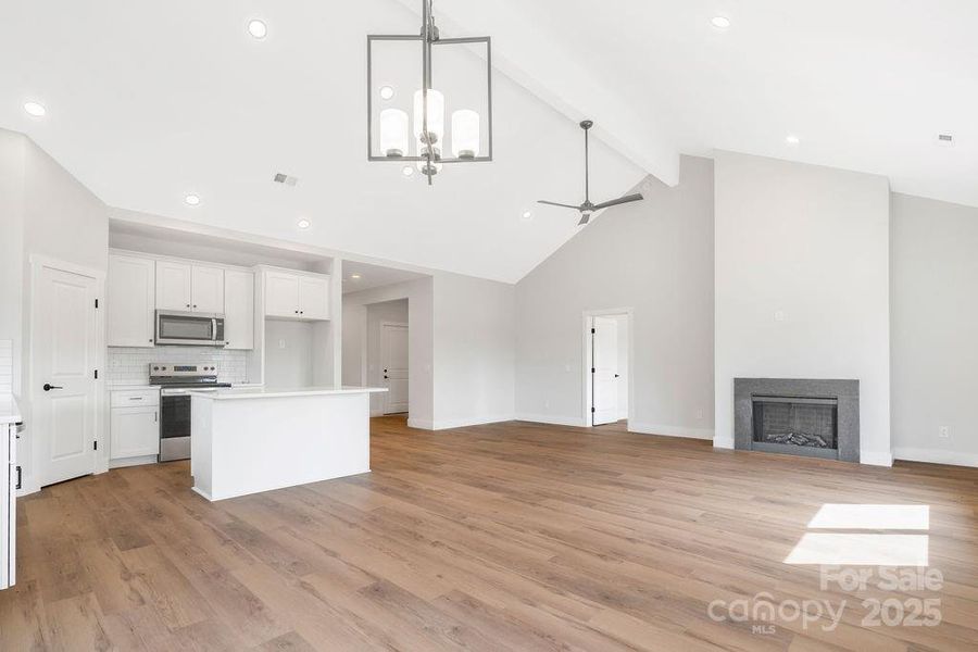 Image 16 of a home in .