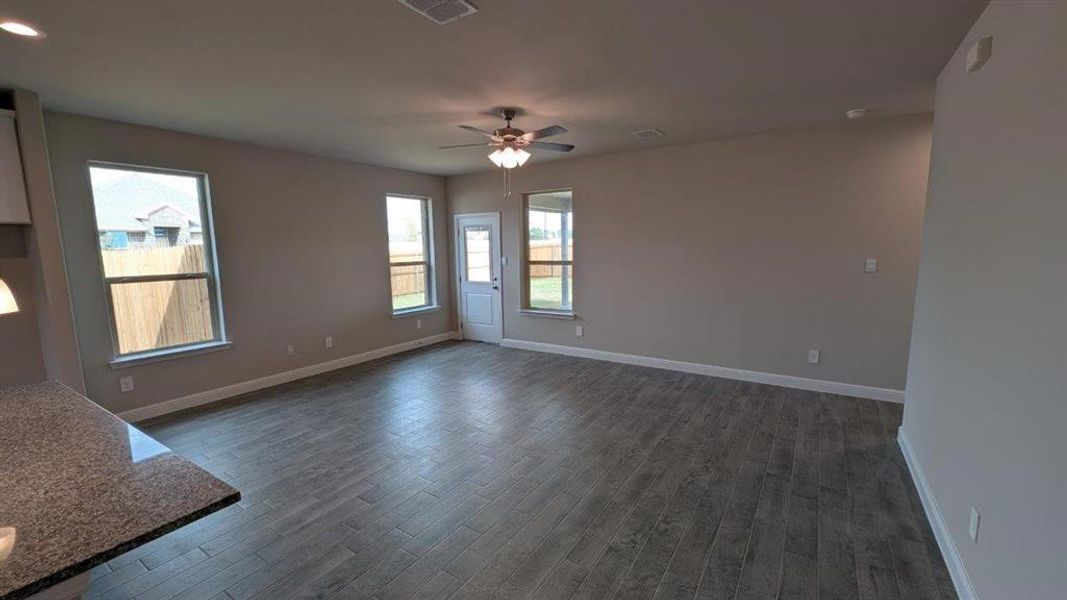 Spacious, unfurnished interior of a new home in Bella Vista, Granbury (Image 11). Spacious, unfurnished interior of a new home in Bella Vista, Granbury (Image 11).