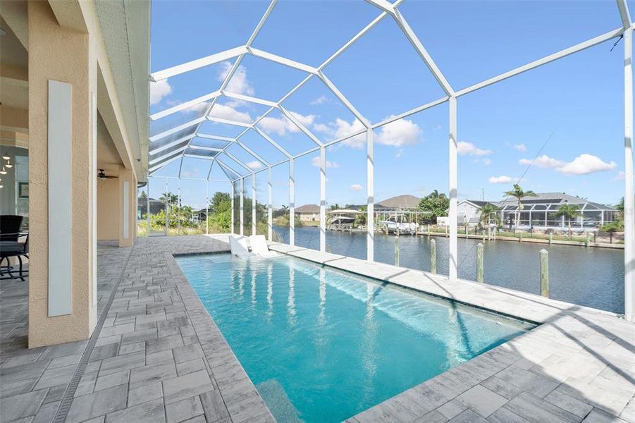 Exterior details and patio area of a home in , Port Charlotte (Image 2).