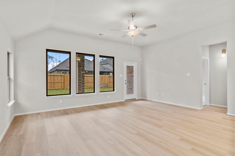 Spacious, unfurnished interior of a new home in The Highlands, Porter (Image 18).