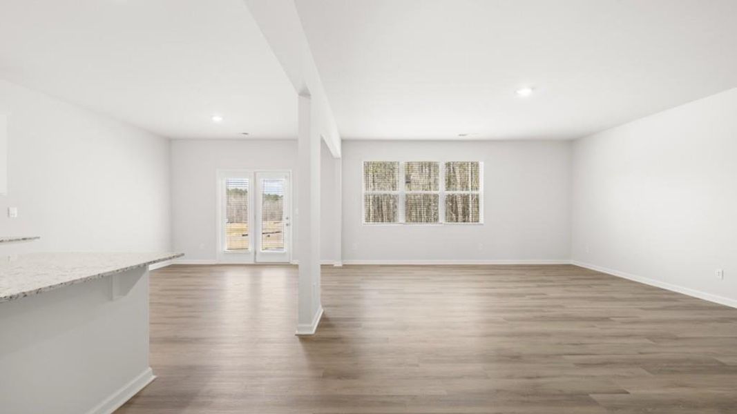 Spacious, unfurnished interior of a new home in South Wind, Union City (Image 19).