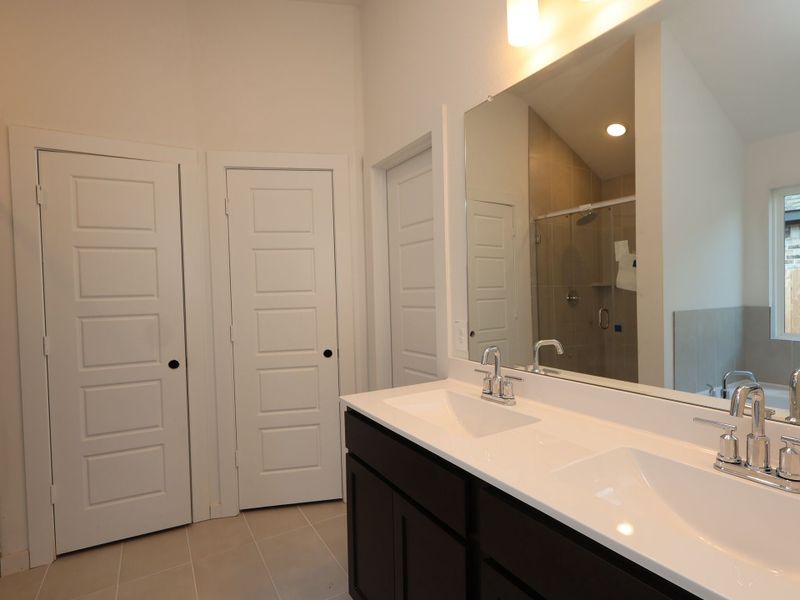 Bathroom Bathroom