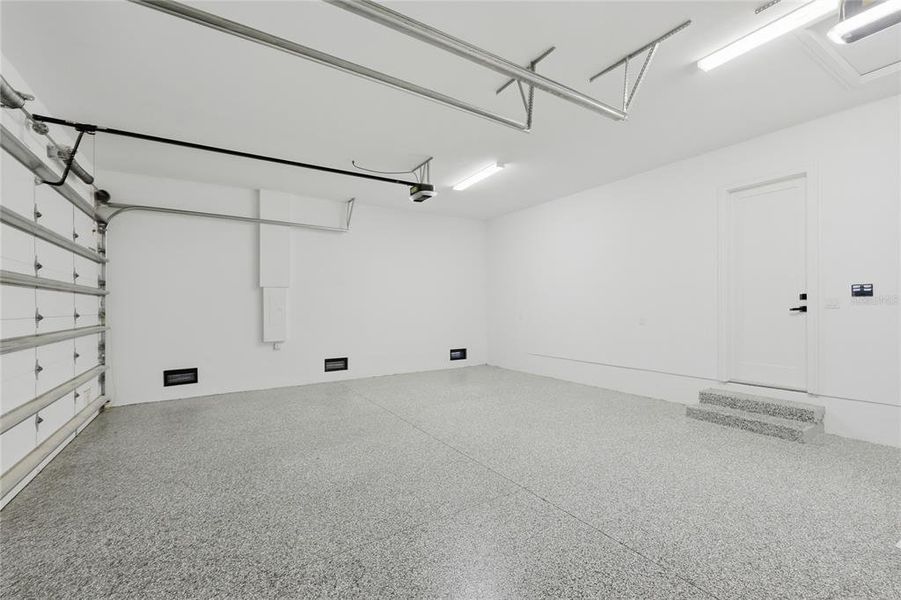 Spacious, unfurnished interior of a new home in , Port Charlotte (Image 36). Spacious, unfurnished interior of a new home in , Port Charlotte (Image 36).