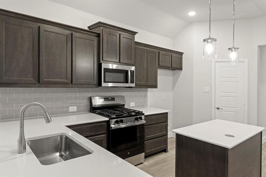 05_1705 Guswood, Forney, TX 05_1705 Guswood, Forney, TX