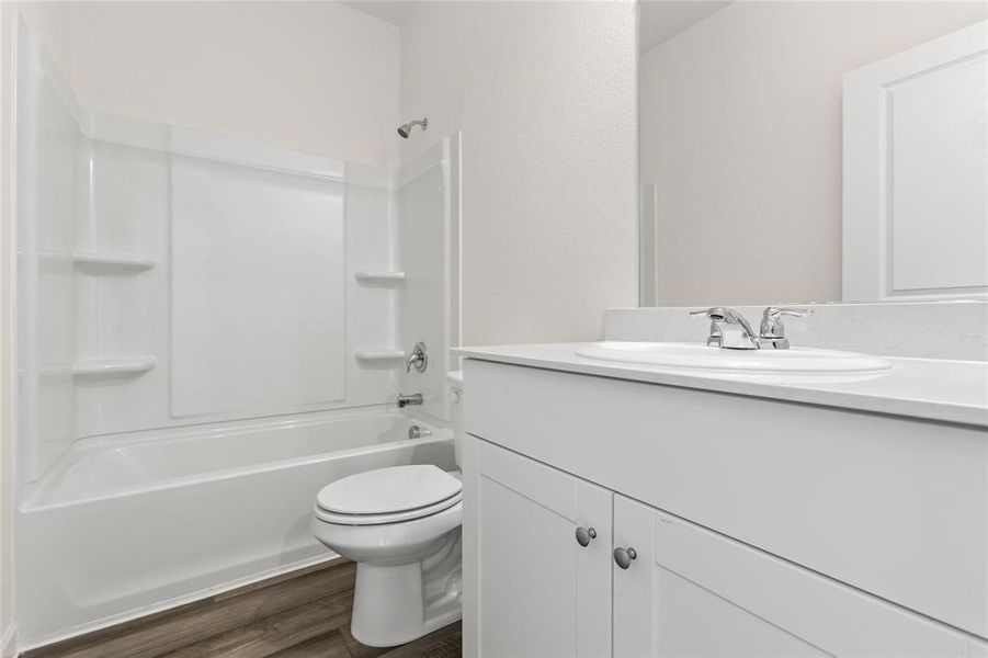 4928 Gadwall DriveBathroom1