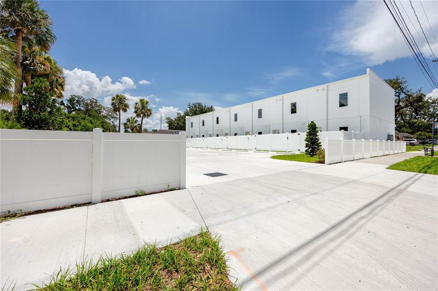 Exterior details and patio area of a home in , Tampa (Image 26).