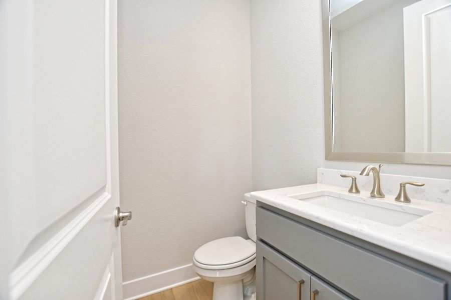 Representative interior finishes for a home built from the Sapphire by Giddens Homes in Riverstone, Georgetown (Image 20).