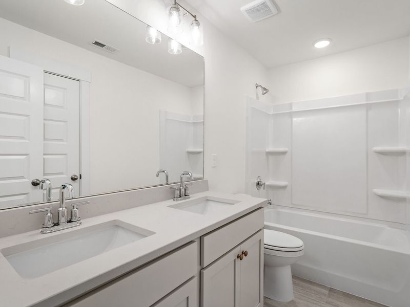 Furnished interior view inside a new home in Woods Crossing, Gallatin (Image 17).