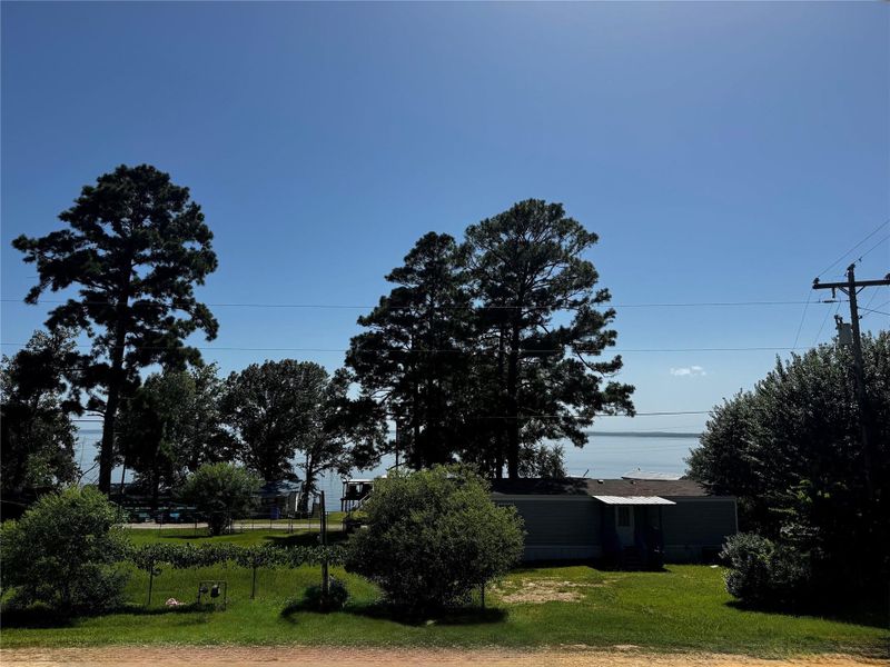 Natural landscape and outdoor views near in Onalaska (Image 4). Natural landscape and outdoor views near in Onalaska (Image 4).