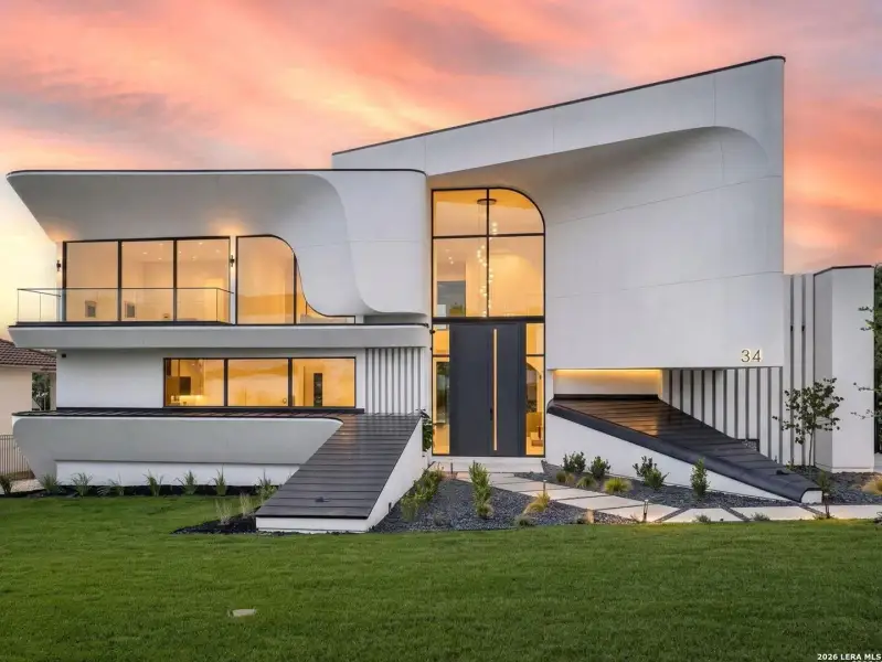 Image 63 of a home in .