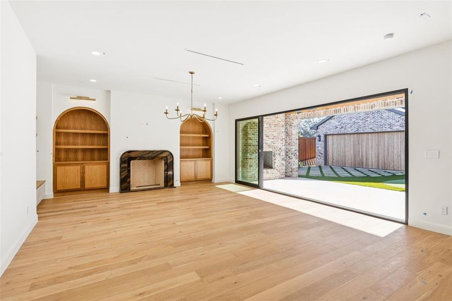 Spacious, unfurnished interior of a new home in , Dallas (Image 22).