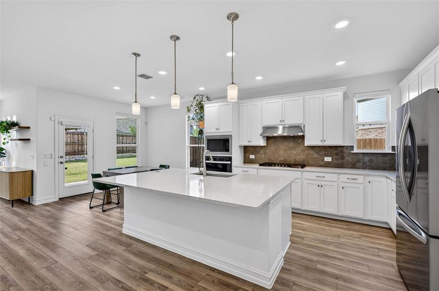 Furnished interior view inside a new home in Erwin Farms, McKinney (Image 28).