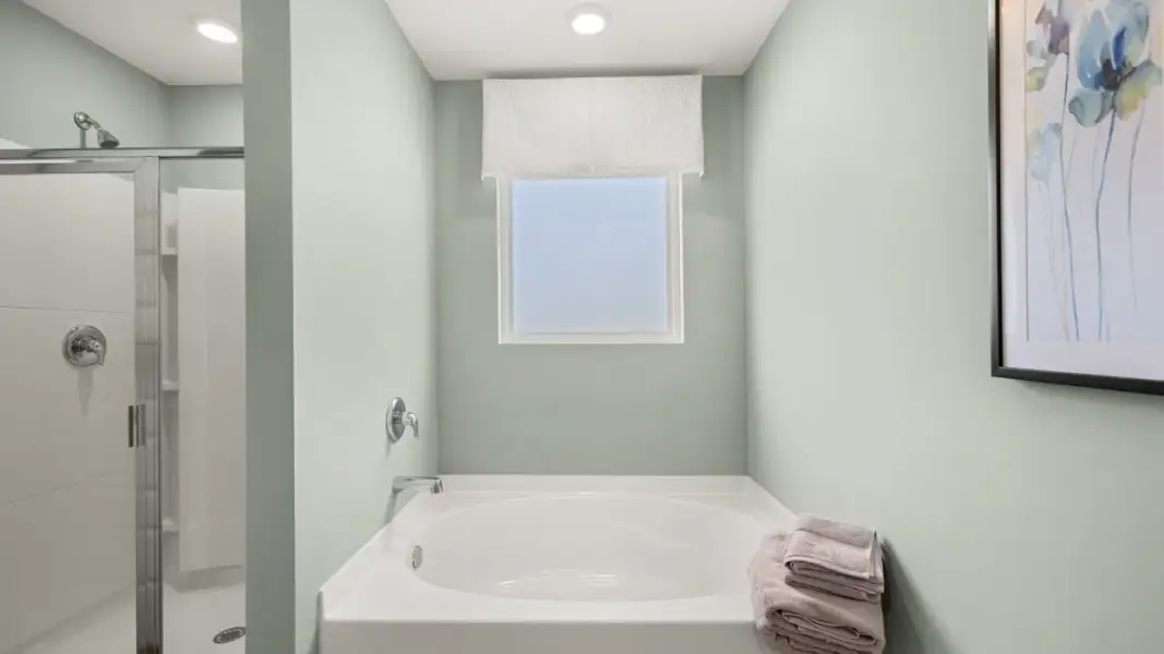 Representative interior finishes for a home built from the Robie by D.R. Horton in Branford Crossing, Stockbridge (Image 19). Representative interior finishes for a home built from the Robie by D.R. Horton in Branford Crossing, Stockbridge (Image 19).